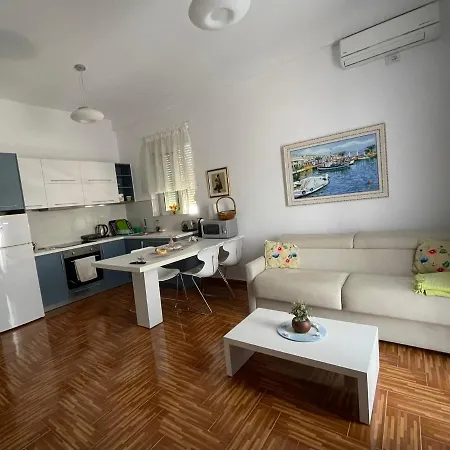 Apartment Port Side Sarande