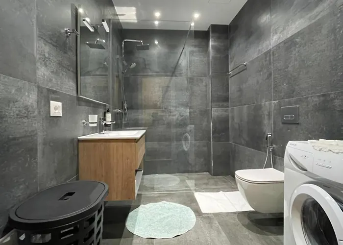 Port Side 公寓 Sarandë