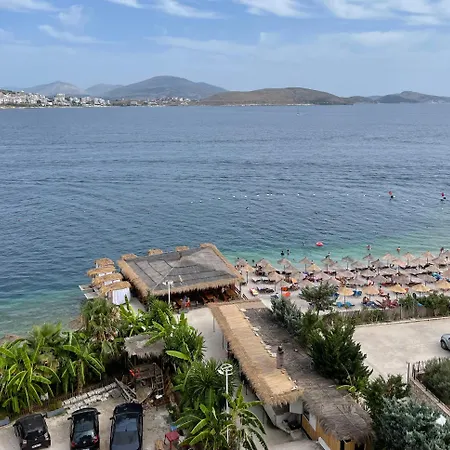 Port Side Apartament